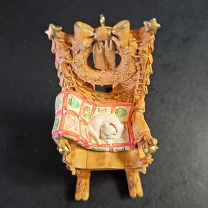 Mrs. Claus' Chair Hallmark Keepsake Ornament 2001 with Box